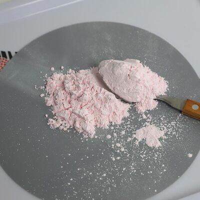 ΣΗΟΥΑΝΓΙΑΝ Σημείο ανάφλεξης άνω των 200 βαθμών Κελσίου Καθαρή σκόνη μελαμίνης που εφαρμόζεται στη χημική επεξεργασία και την παραγωγή ανθεκτικών υλικών