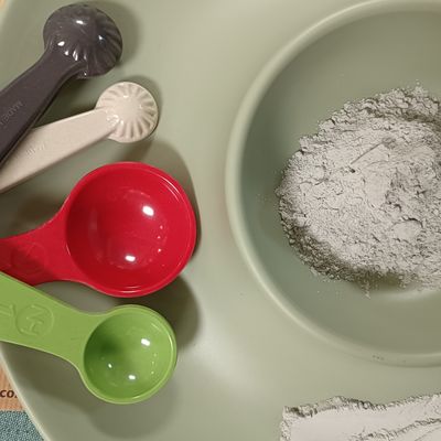 Φλόγα σκονών τοποθέτησης υαλοπινάκων μελαμινών Tripolcyanamide - βιομηχανικός πρόσθετος συνθετικός καθυστερούντω