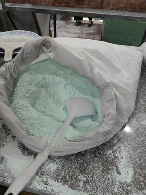 1.573 σκόνη 99,81% σχήματος μελαμινών πυκνότητας βιομηχανικός βαθμός