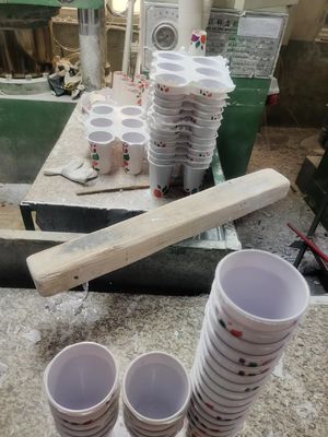 25kgs/Bag βιομηχανικός βαθμός σκονών ρητίνης φορμαλδεΰδης της ουρίας για τη μελαμίνη Tablewave