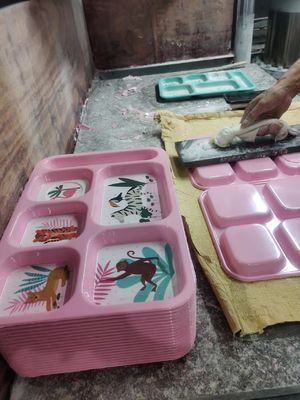 Μη τοξική σκόνη 99,8% πρώτης ύλης μελαμινών φορμάροντας ένωση της ουρίας