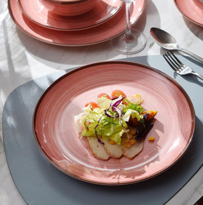 12 μελαμινένια σκεύη, πιάτα και μπολ για 4 άτομα.