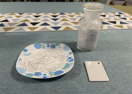 Λευκή σκόνη μελαμίνης 99,8 C3h6n6 Σκόρπιση κόκκων