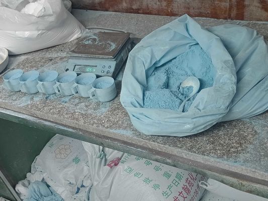 Μελαμίνη υψηλής καθαρότητας 99,8% χρώμα προσαρμοσμένο για την παραγωγή επιτραπέζιων σκευών